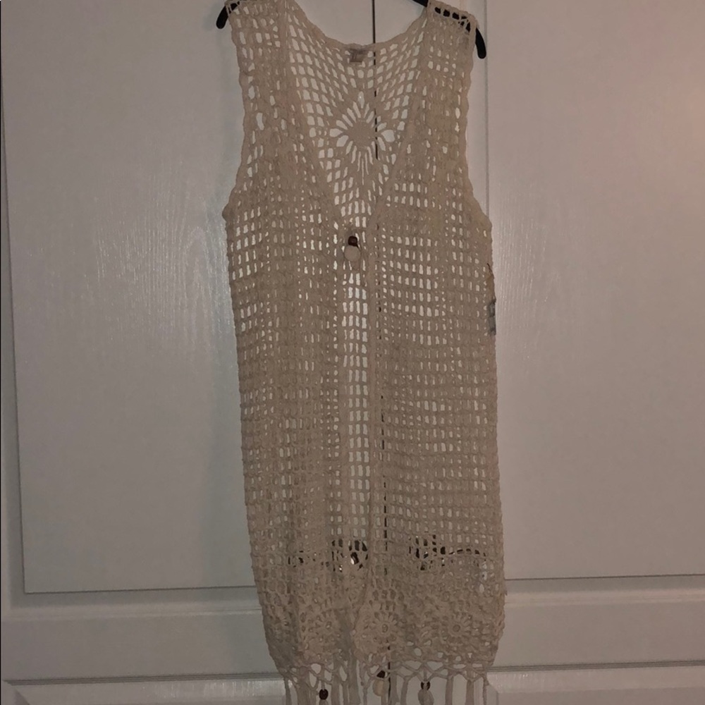 NWOT Crochet Cover-Up Forever 21